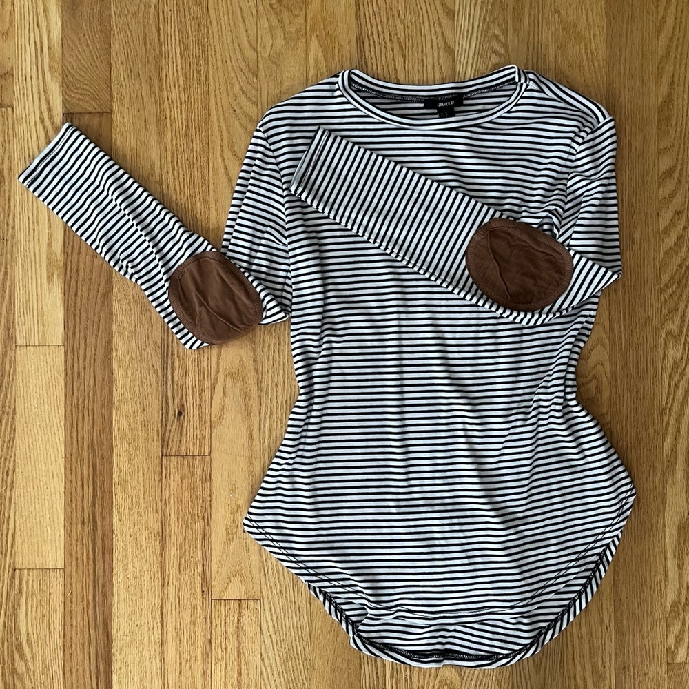 Forever 21 Striped Top Small
